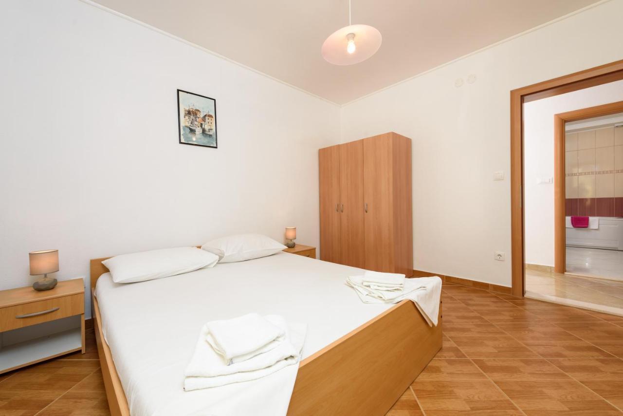 Apartmani Petra Trogir Ngoại thất bức ảnh