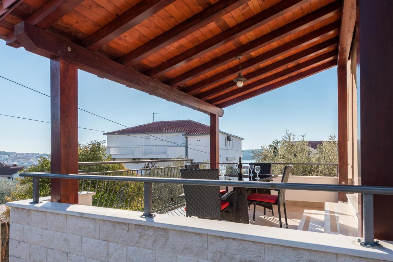 Apartmani Petra Trogir Ngoại thất bức ảnh
